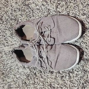 Toms Sneakers